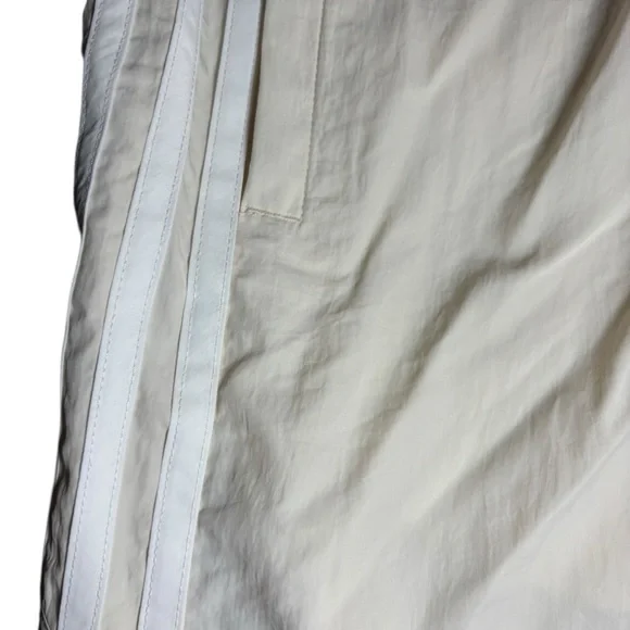 Men’s Adidas Sprinter Shorts – Wonder White - NWT - MSRP $45 - Picture 7 of 8